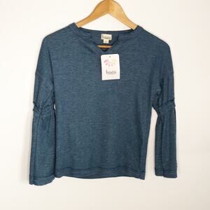 Baea Thermal Waffle Knit Split V-Neck with Bell sleeves